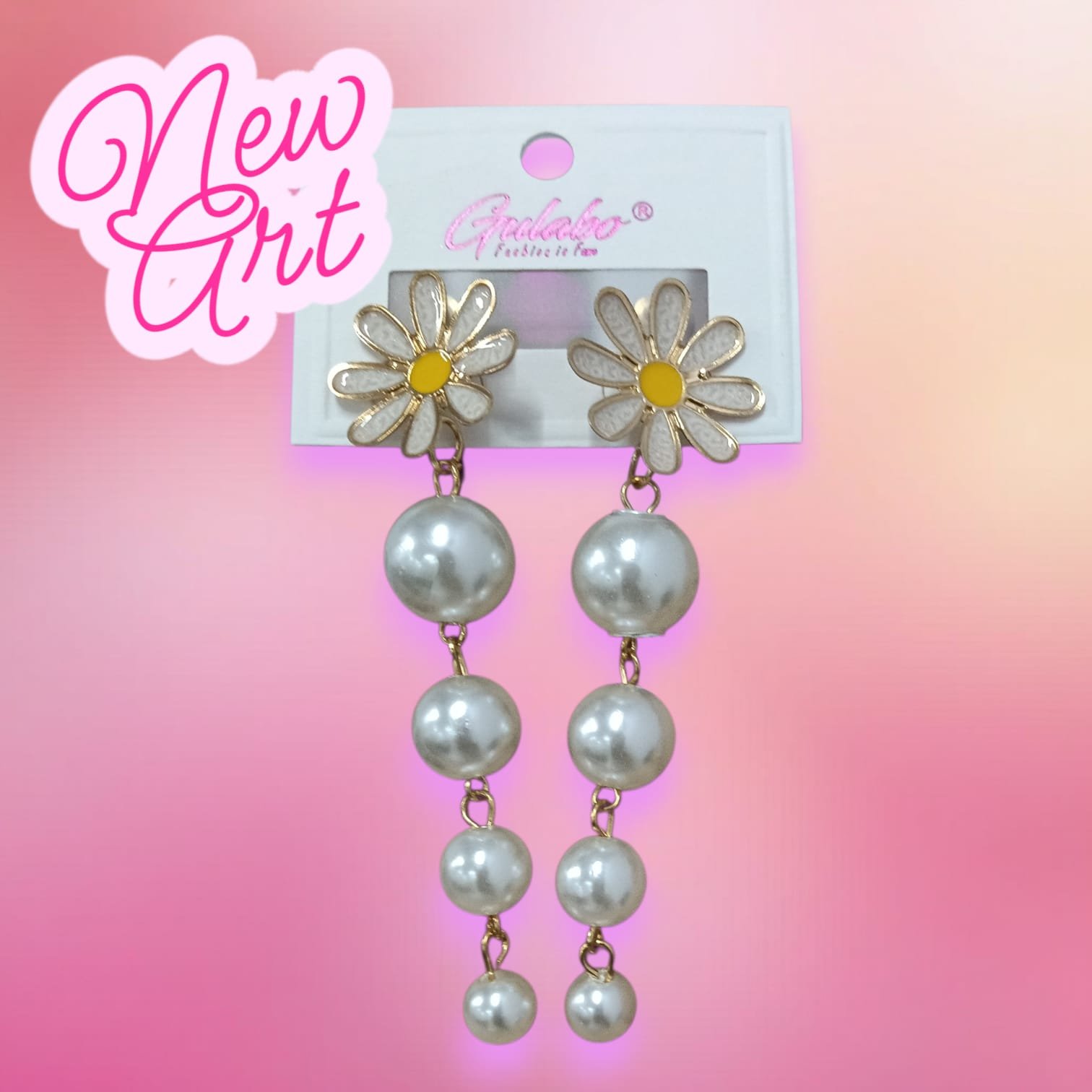 10799 Flower With Small Pearl shape Dangle Earring